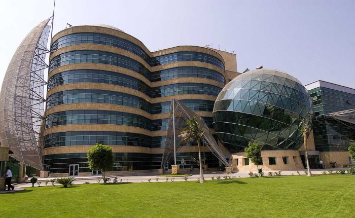 57357-hospital-700x430